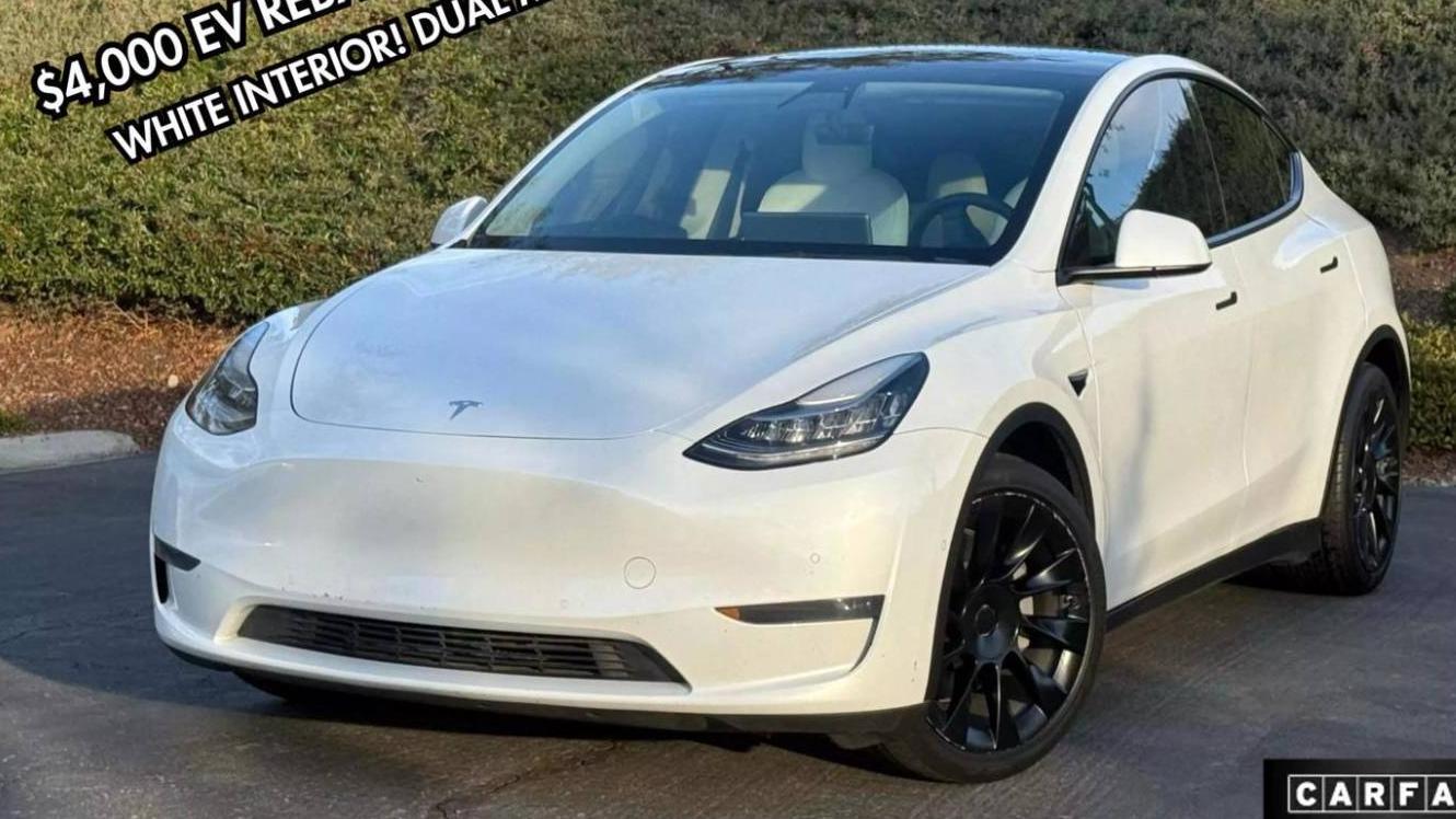 TESLA MODEL Y 2021 5YJYGDEE2MF103437 image